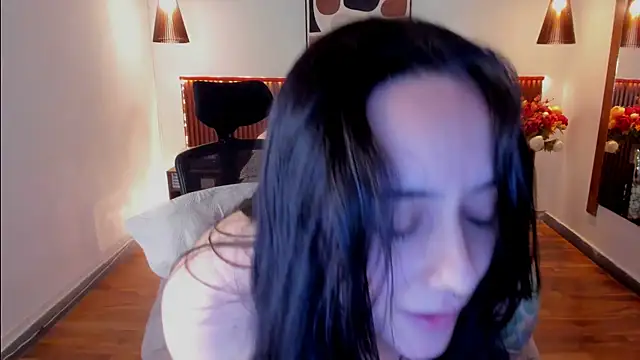 Chat +18 de KatherineBond ao vivo