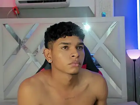 Živý XXX chat nova_mitchell7