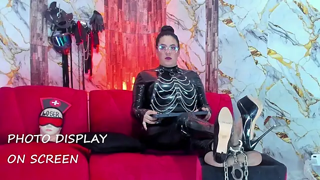 دردشة KatrinaStone الجنسية المباشرة