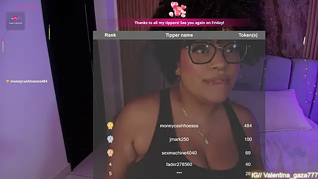 Chat XXX en directo de Val_daniiels