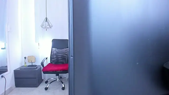 liabell_ XXX чат на живо