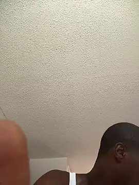 Bbybludiamond7793 élő XXX-chatje