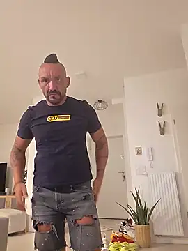 عرض كام publicnakedman