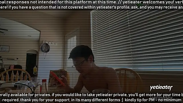 Živý XXX chat yetieater