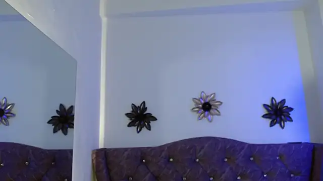 Chat +18 de KittyNova- ao vivo