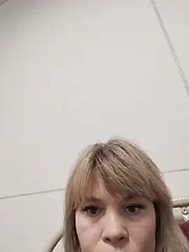 MaryPele Adlı Modelin Canlı XXX Sohbeti