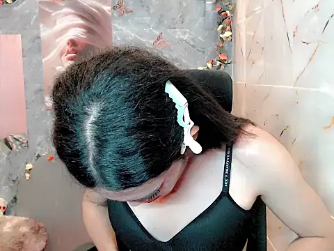 Chatroom XXX en direct de Crisgwapa08