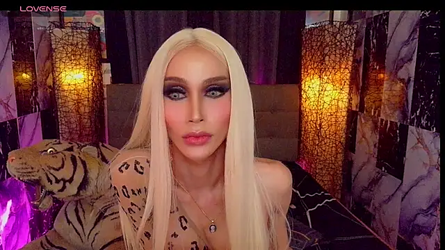 SeductiveSamanthaTS 现场XXX聊天