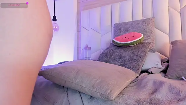 io_chie_ Live XXX Chat