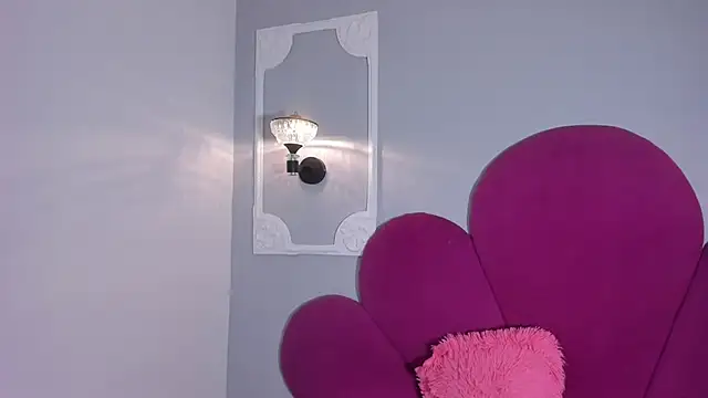 XXX chat uživo modela Raven_love