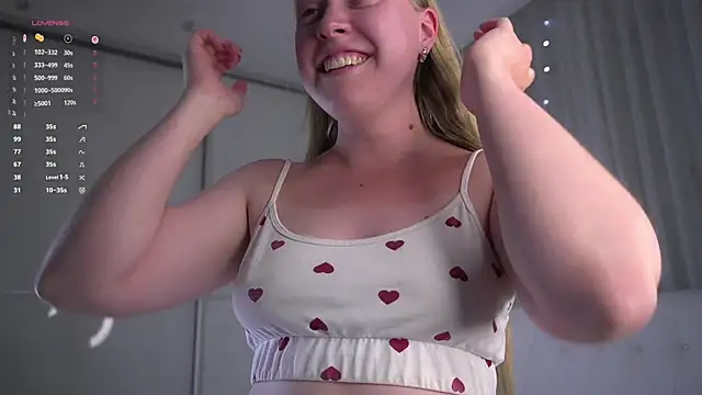 LashandaDevoto's Live XXX Chat
