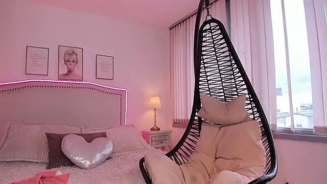 Isabella_ev Chat XXX in diretta