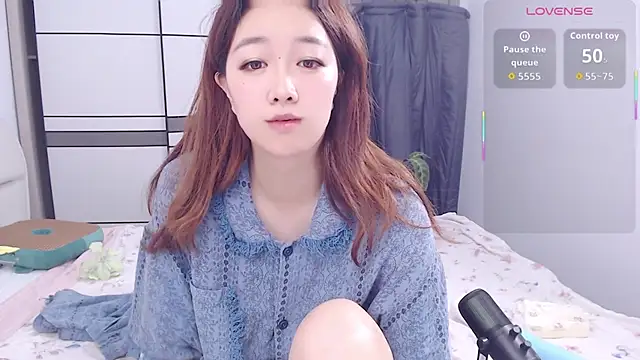 XueLi1902's Live XXX Chat