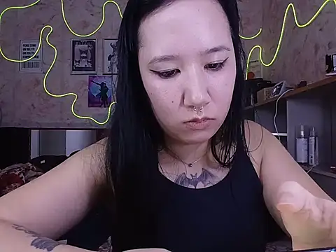 Chat +18 de Japabaixinha ao vivo