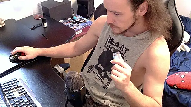 LilWhyteBoiGamer Live XXX Chat