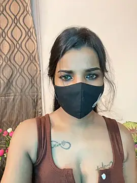 its_ur_flora's Live XXX Chat