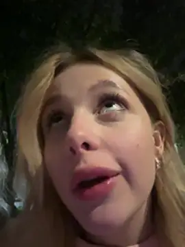 SiaLater XXX чат на живо