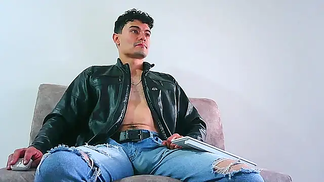 jhohannes-maximo's Webcam Show