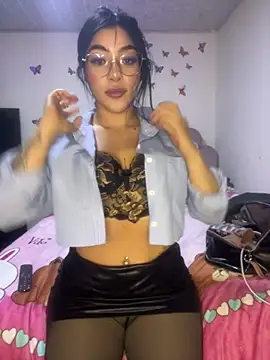 دردشة DAKOTA_SAKURA الجنسية المباشرة