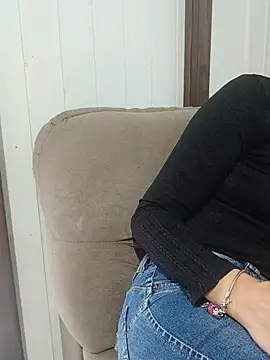Lupita_sol – Live XXX-chat