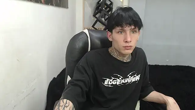 Chat XXX en directo de Cry_thereal