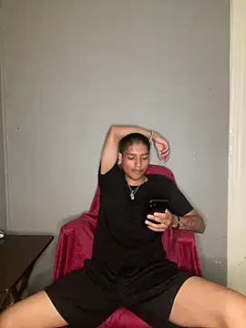 iktzx Chat XXX in diretta