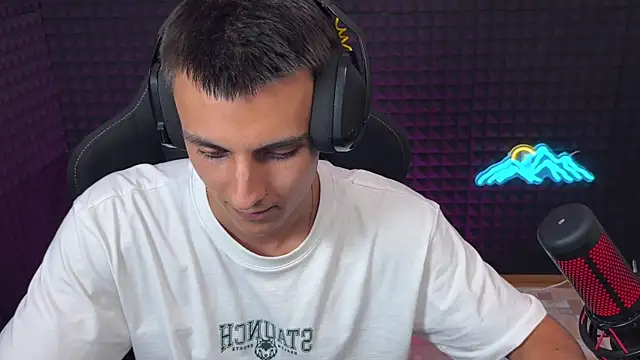 Hols_20 – Naživo XXX chat