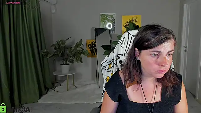 MartaEdams' Live XXX Chat