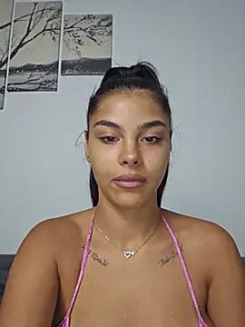 Crissdesire Webcamshow