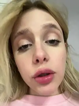 SiaLater's Live XXX Chat