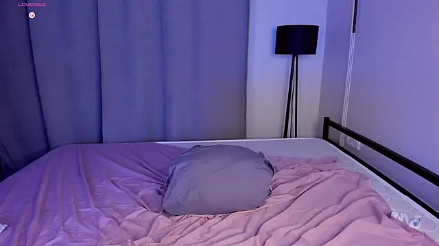 frozensakura's Live XXX Chat