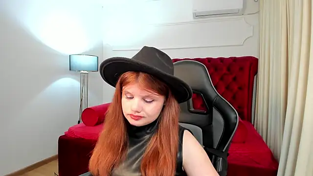 Chat +18 de ChloeHalses ao vivo