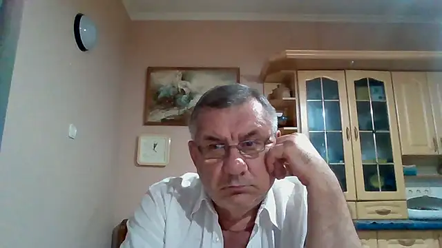 XXX chat uživo modela machomale3