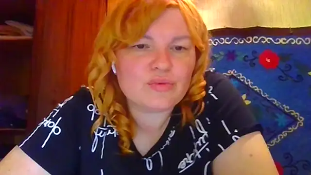 KrisryOxNiksss élő XXX-chatje