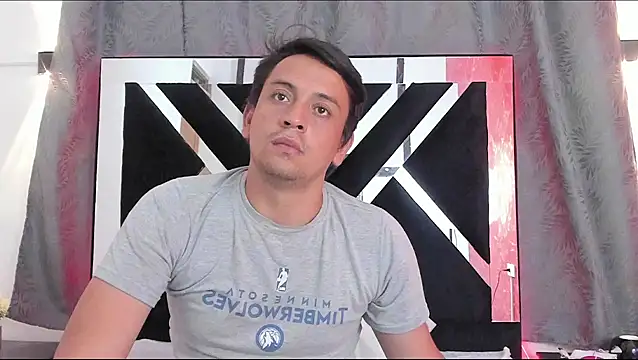 MikeBayers69 Show in webcam