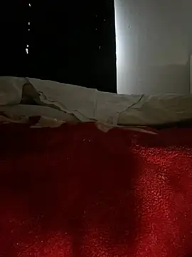 GusanoDelicioso's Live XXX Chat