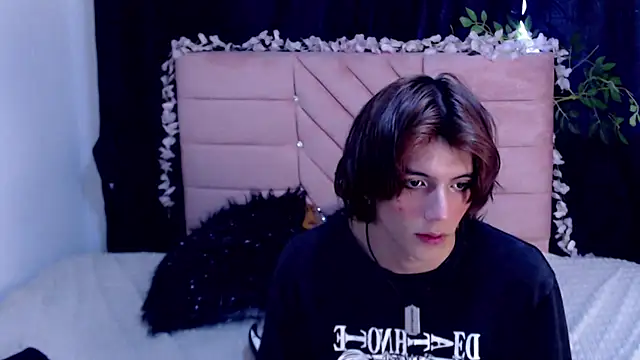 XXX chat uživo modela oli_dusk