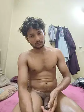 XXX chat uživo modela Indiandaddy11
