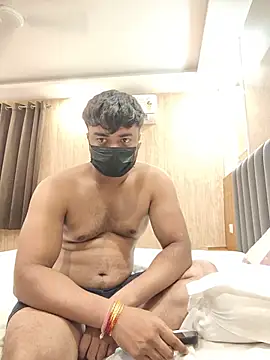 Tokencraze_couple live XXX chat