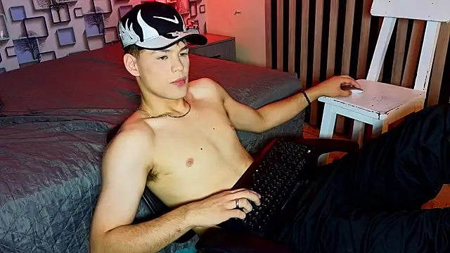 LoganSteel_ Live XXX-Chat