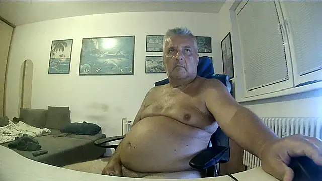 Robert_SK1 Chat XXX in diretta