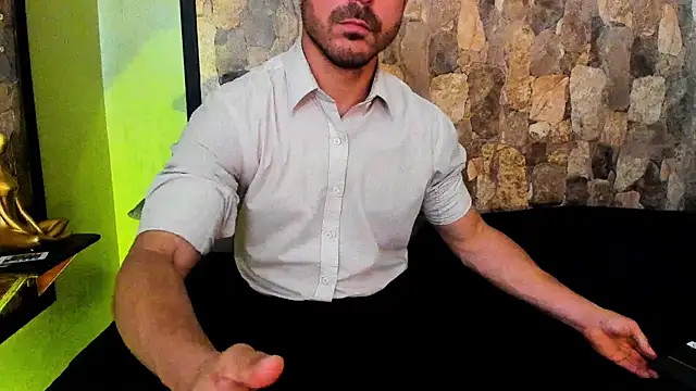 Adams_Sanz Adlı Modelin Canlı XXX Sohbeti