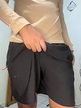 boydicksquirt 现场XXX聊天