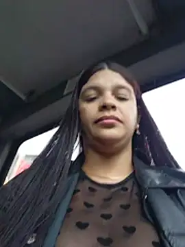 Chat +18 de Layla-daring ao vivo
