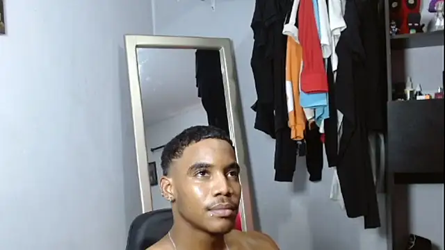 AxelSilva7777 Live XXX-Chat