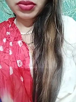 Noor_Darliing Adlı Modelin Canlı XXX Sohbeti