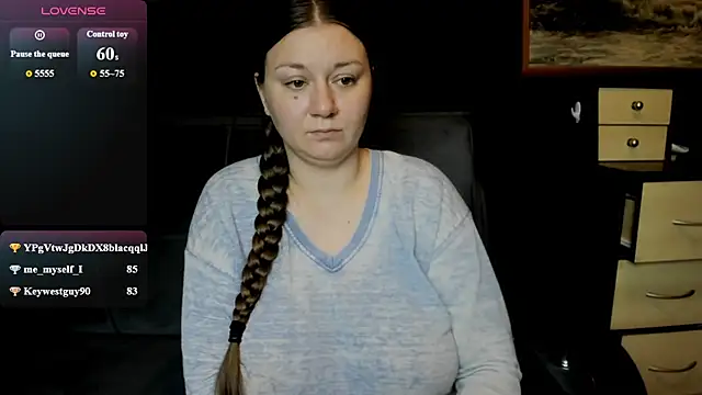 AlisaBacker: онлайн-секс-чат