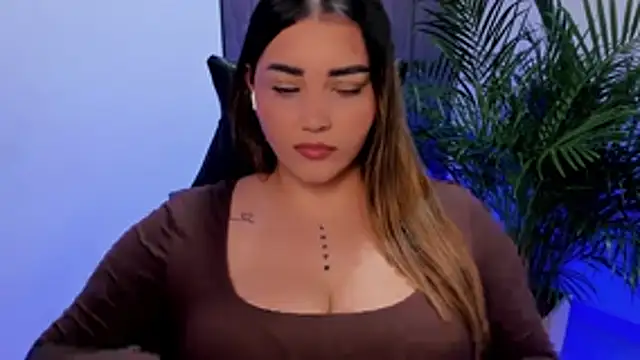 Chat XXX ao vivo de Lucia_star__