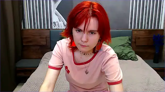 Avrora_Vance Chat XXX in diretta