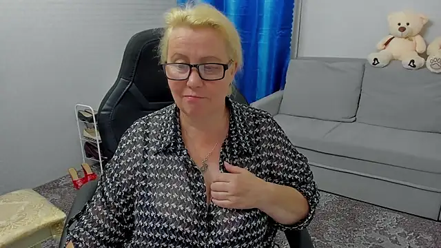 XXX chat uživo modela Frau_Marta